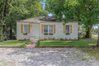 1223 Wisteria Ave, Pensacola, FL 32507