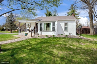 971 Lovell Ave W, Saint Paul, MN 55113