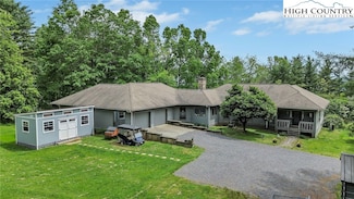 939 Don Bare Rd, Jefferson, NC 28640
