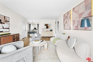 1600 N Hobart Blvd Unit 11, Los Angeles, CA 90027