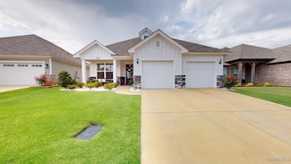 269 Hedgefield Dr, Prattville, AL 36066