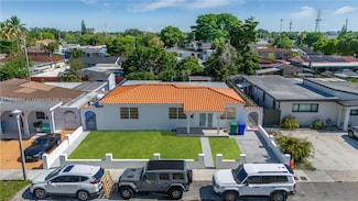 6830 SW 1st St, Miami, FL 33144