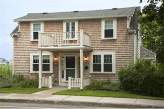 68 Main St, Hull, MA 02045