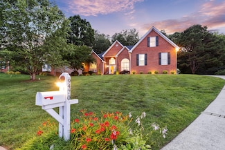 9470 Lazy Circles Dr, Ooltewah, TN 37363