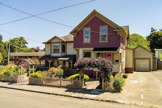 2121 C St, Eureka, CA 95501