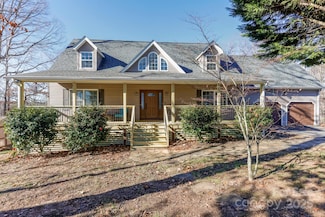 640 Laurel Heights Ln, Tryon, NC 28782