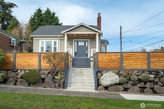 3202 NW 70th St, Seattle, WA 98117