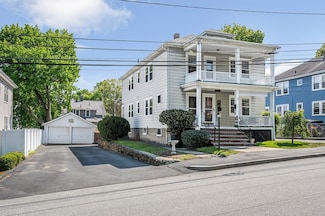 24 Leonard St, Woburn, MA 01801