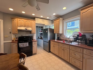 39 Park St Unit 2, Quincy, MA 02170
