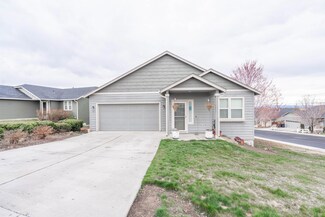 183 SW 33rd Dr, Redmond, OR 97756