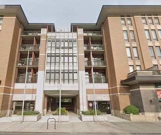 3450 S Halsted St Unit 206, Chicago, IL 60608