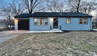 1311 W 21st Terrace, Lawrence, KS 66046