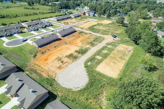 1802 Huron Ct, Mountain Home, AR 72653