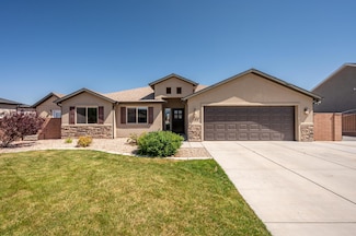 2180 W Gallant Fox Dr, Cedar City, UT 84721