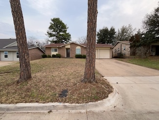 603 Shelmar Dr, Euless, TX 76039