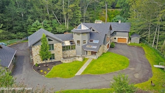 386 Camelback Rd, Tannersville, PA 18372