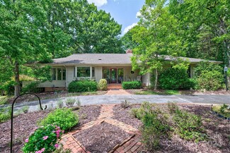8 Blackberry Ln, Clover, SC 29710