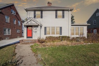 1329 E Wayne St S, South Bend, IN 46615