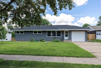 1620 7th St NW, New Brighton, MN 55112