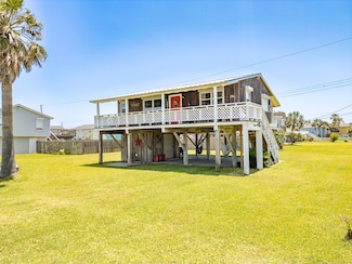 16519 Captain Kidd Rd, Jamaica Beach, TX 77554