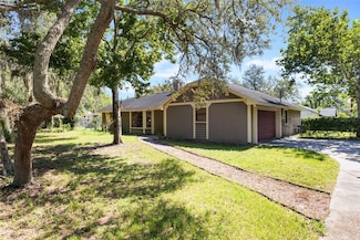 2357 Pine St, Oviedo, FL 32765