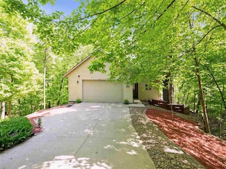 2617 Rainier Ct NE, Cedar Rapids, IA 52402