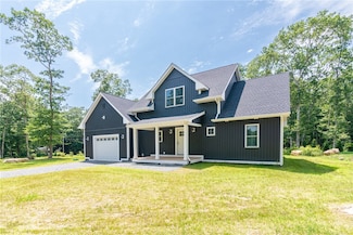 20 Forrest Ln, Charlestown, RI 02813