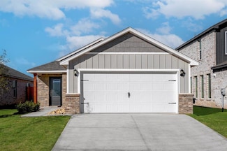 12720 Torretta Way, Yukon, OK 73099