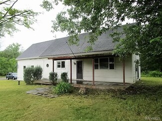 9991 Versailles Rd, Angola, NY 14006
