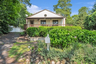 41 Tyler Ave, Sound Beach, NY 11789