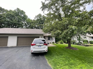 5753 Wood Valley Rd Unit 61, Kalamazoo, MI 49009