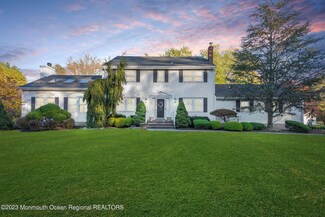 40 S Beers St, Holmdel, NJ 07733