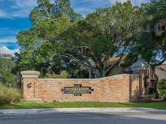 154 Wimbledon Lake Dr Unit 154, Plantation, FL 33324
