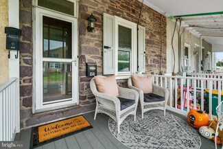 450 Seminary St, Pennsburg, PA 18073