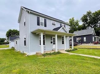 421 W South 1st St, Shelbyville, IL 62565