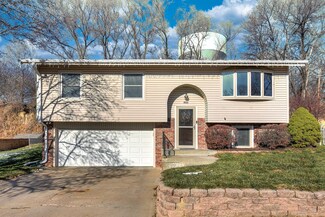 352 Steven Cir, Council Bluffs, IA 51503