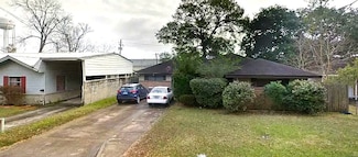 1102 Woods Dr, Liberty, TX 77575