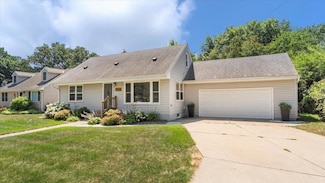 1858 Beckman Ave, New Brighton, MN 55112