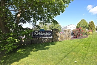 66 Girard Ave Unit 312, Newport, RI 02840