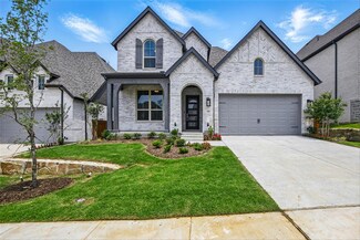 1908 Bluebonnet Ct, Aubrey, TX 76227