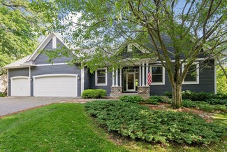 2351 Lukewood Dr, Chanhassen, MN 55317