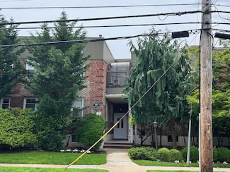 257 Cedarhurst Ave Unit A 8, Cedarhurst, NY 11516