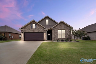 17236 Fieldway Cir, Harvest, AL 35749