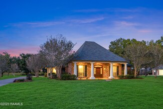 717 Lucerne Dr, New Iberia, LA 70563
