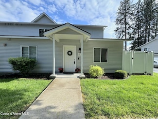 723 E Whispering Pines Ln Unit 17, Coeur D'Alene, ID 83815
