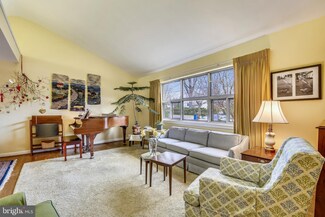 6003 Kingsford Rd, Bethesda, MD 20817