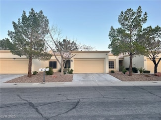 2232 Spring Water Dr, Las Vegas, NV 89134