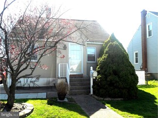 216 Madison Ave, Prospect Park, PA 19076