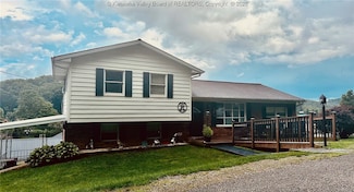 1816 Winding Hill Dr, Charleston, WV 25320