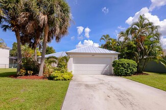 253 SW Panther Trace, Port Saint Lucie, FL 34953